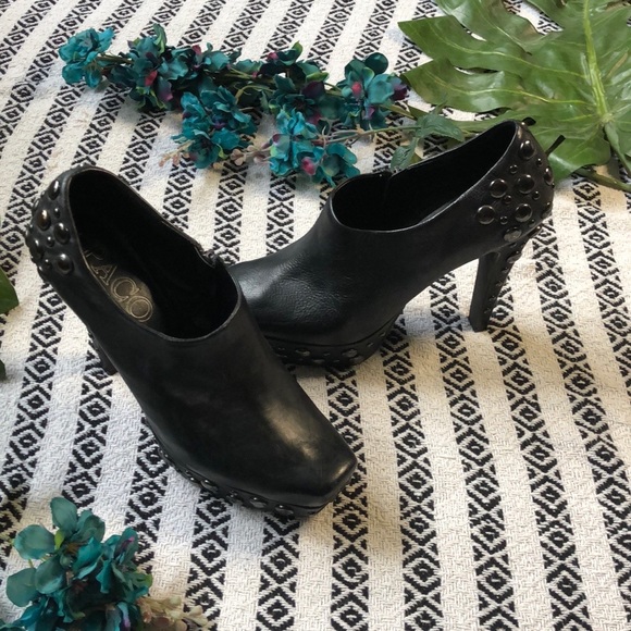 **Rare Vintage**  Studded Platform Booties - Picture 7 of 10